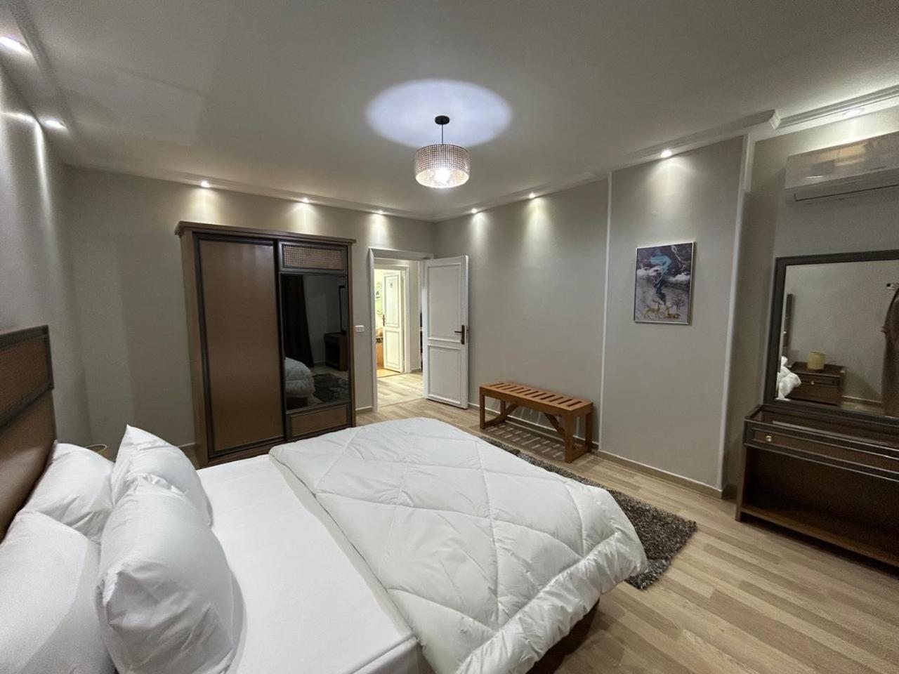 Skyline Luxury Suites 5 Mins From Cairo Airport Εξωτερικό φωτογραφία