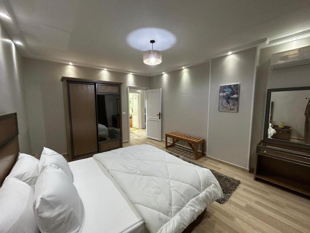 Skyline Luxury Suites 5 Mins From Cairo Airport Εξωτερικό φωτογραφία